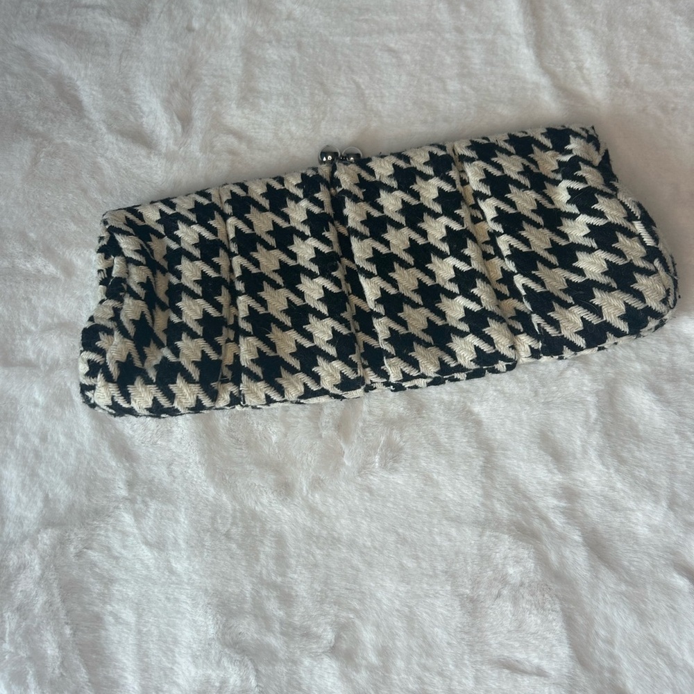 Express Black White Houndstooth Kisslock Clutch Evening Bag